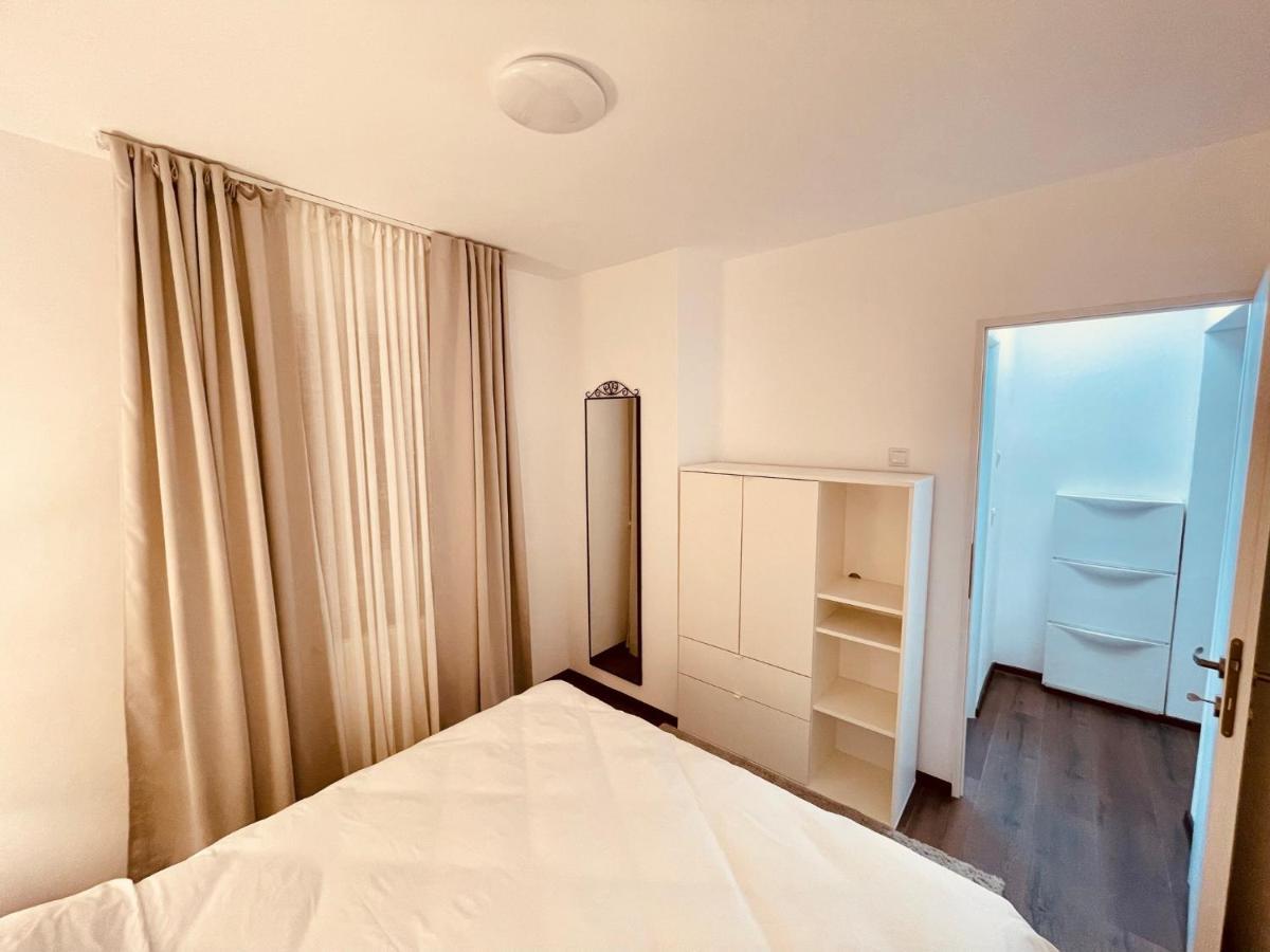 Twin Apartments 锡比乌 外观 照片